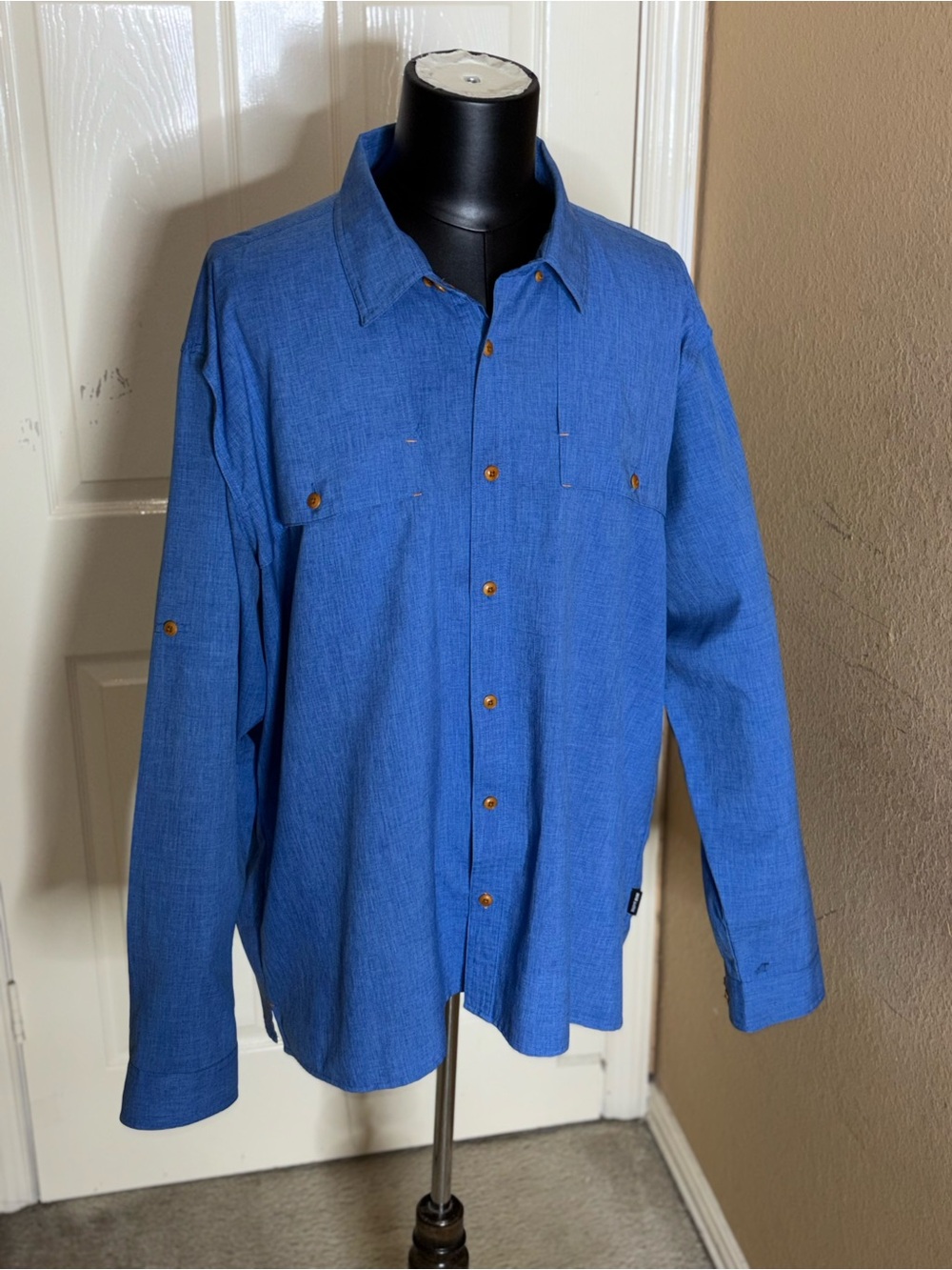Rare Orvis Shirt Mens  2X Large Blue Button 100% Signature Collection